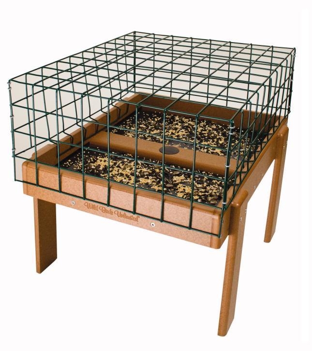 Catch a seed tray with legs and cage